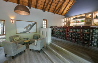 Bar / Lounge Area