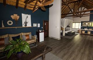 Honeymoon Suite