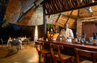 Bar and cafe style Patio
