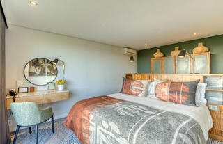 Luxury Suite Bedroom