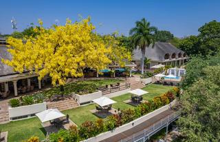 Cassia Restaurant to Pools