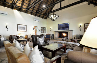 Lounge/Bar