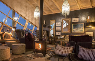 DB-Shipwreck-Main-Interior-Sunset
