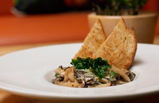 3Kitchens Restaurant