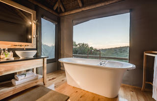 Bukela Game Lodge - Luxury Safari Tent Bathroom
