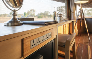 Lion Camp - Desk with International Plugs and USB ports