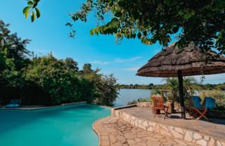 Mukambi Safari Lodge Pool 2
