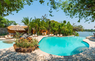 Mukambi Pool Midday