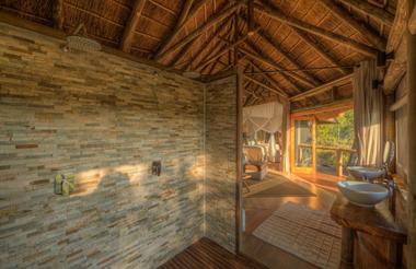 Camp Moremi Guest Bathroom