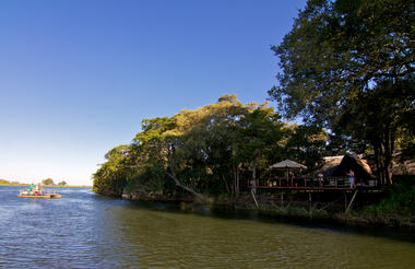 Ndhovu Safari Lodge - Okavango River