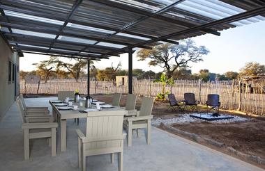 Outdoor Dining/Terrace