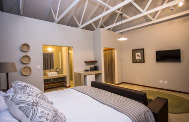 Large Spacious Bedrooms