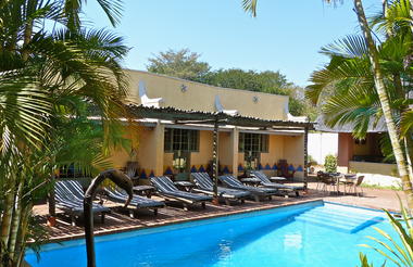 Rooms Pool area