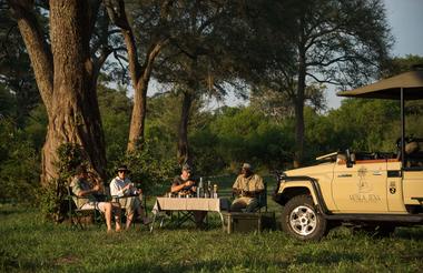 Mpala Jena - refreshments during game drive