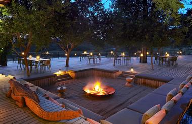 Lion Sands River Lodge - Fire Deck