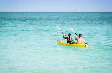 ANANTARA MEDJUMBE ISLAND RESORT_KAYAKING