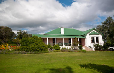 Leeuwenbosch Country Lodge - Main Lodge
