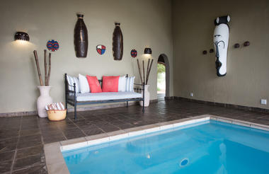 Kambaku Spa Pool