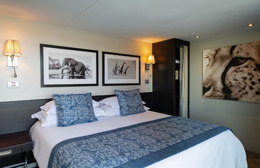 Accommodation - Standard Suite