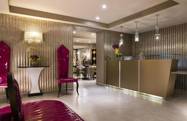 http://www.hotelmondialparis.com/photos-gallery/?lang=en