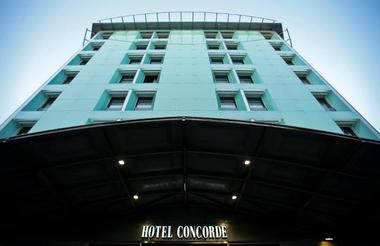 https://www.facebook.com/HotelConcordeMilano/photos/a.264463980238946/264464726905538/?type=3&theater