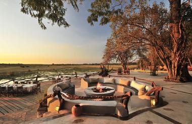 Kafunta Fireplace and Dining Deck