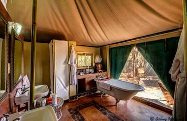 Luxury Safari tent bathroom