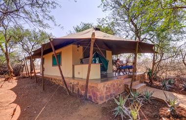 Safari Lodge Luxury Tent
