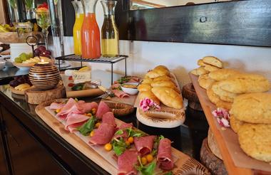 Breakfast at Kuname