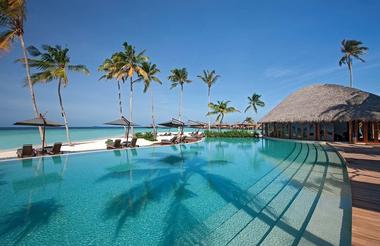 Constance Halaveli Pool