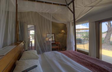 Croc's Nest master bedroom main house interior