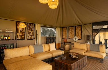 Ubuntu Camp - Lounge in Main Area
