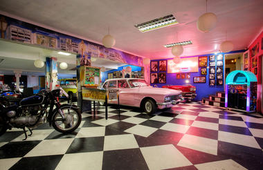 Marilyn's 60's Diner