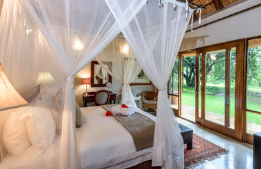 Khaya Ndlovu Safari Manor