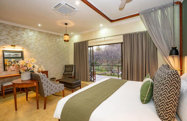 Signature Room