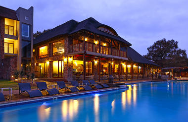 Restaurant and Pool