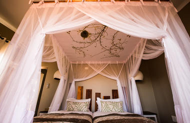 Kalahari Anib Lodge