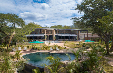 Waterfalls Lodge
