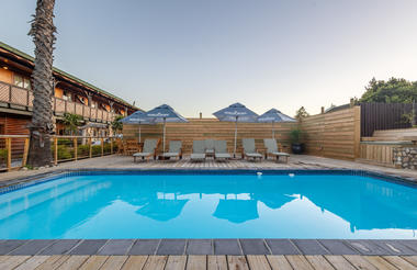 Knysna Log-Inn pool