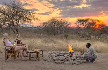Little Oliver's - Sundowners by the camp fire