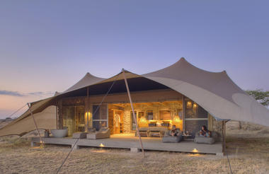 Namiri Plains - Tent exterior