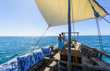 Dhow sailing 