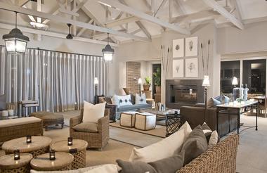 Lounge area