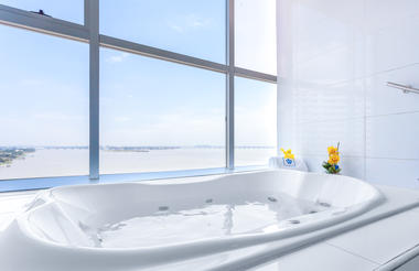 River View Jacuzzis