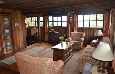 2nd floor living room