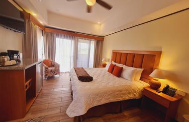 Quetzal room