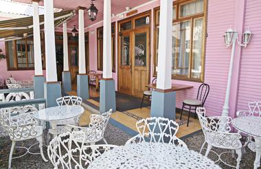 Bar y Terraza