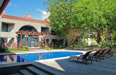 https://www.facebook.com/RadissonSanJose/photos/a.128247803876973.10634.123641964337557/764344563600624/?type=3&theater