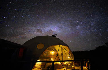 The Highlands - Starry dome at night