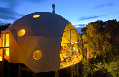 The Highlands - Lounge dome exterior